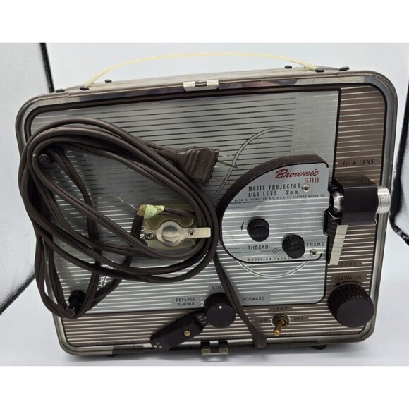 Vintage Kodak Brownie 500 Electric Movie Projector Reel WORKS Has Working Bulb - Picture 12 of 17